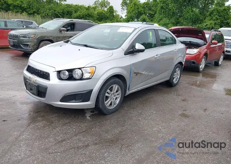 2014 Chevrolet Sonic Lt Manual из США, поврежденный, VIN 1G1JD5SHXE4207495